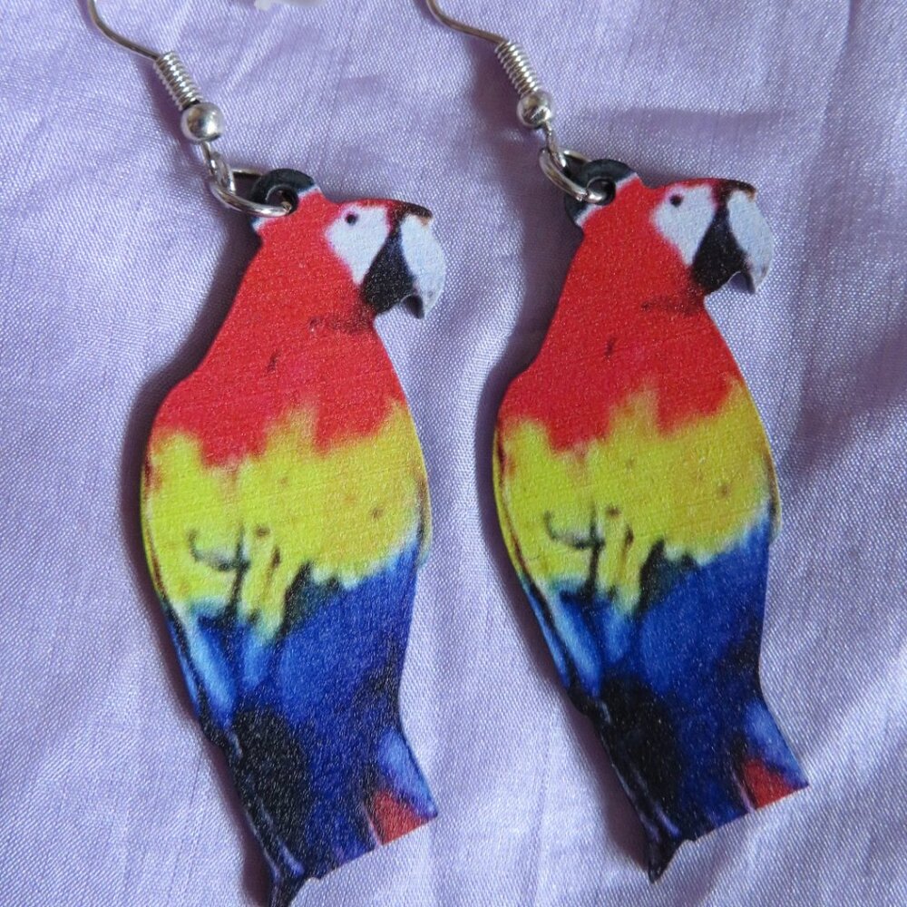 New Parrot Earrings Acrylic 5 cm Pierced (K782)